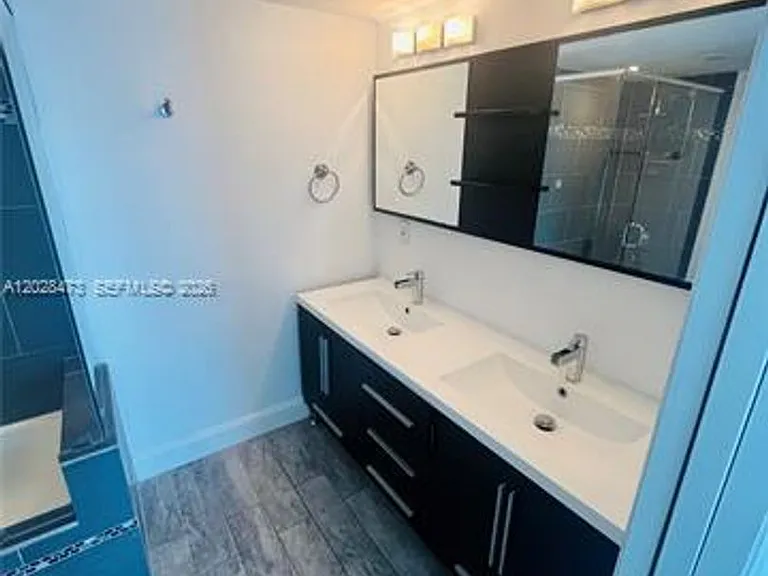 2655 Collins Avenue Cu #602 — Photo 11