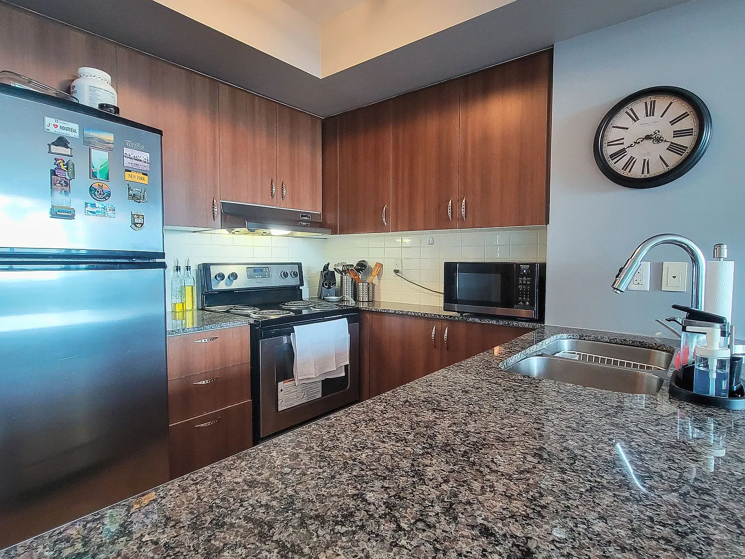 2 bed, $2,900 — Photo 4