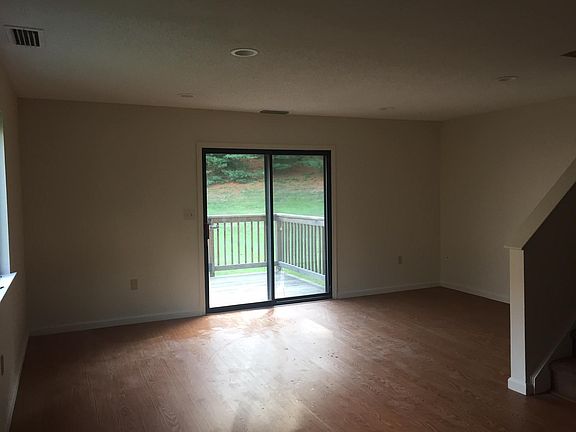 5th image of 165 Village Square Dr APT 17