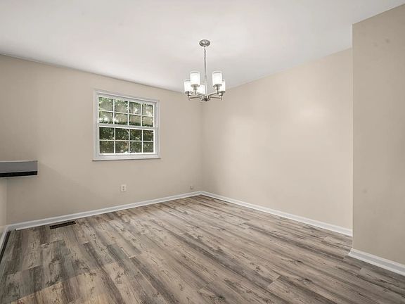 5th image of 5241 Saint Genevieve Pl