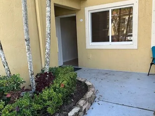 7920 NW 6th Street #103, Pembroke Pines, FL 33024