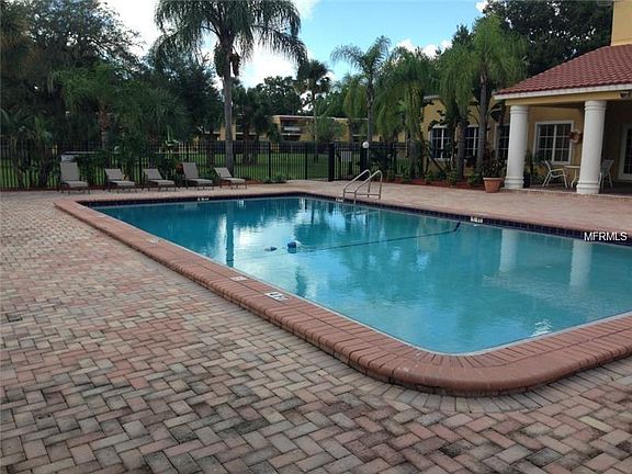 5th image of 2804 Somerset Park Dr APT 102