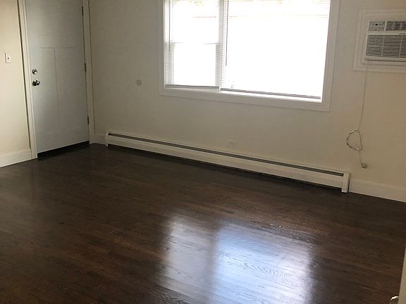 5th image of 328 N 3rd Ave #4