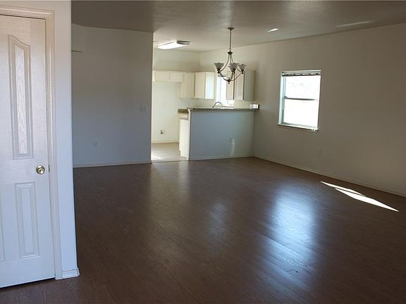 4th image of 6010 Honeybee Ct