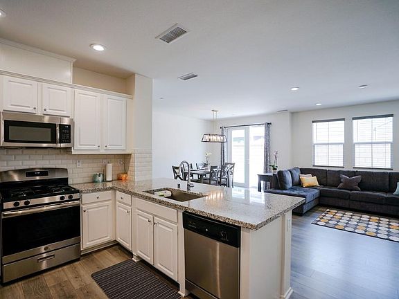 3rd image of 280 W Via Presido