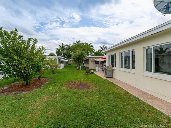 4th image of 4702 NW 43rd Ter