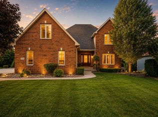 10730 Erie Dr, Crown Point, IN 46307