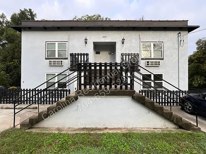 1 bed, 1.0 bath, 600 sqft, $995 — Photo 1