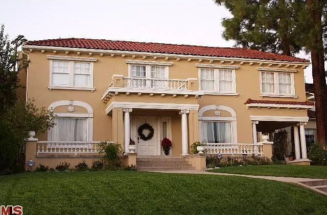 1651 Hill Dr — Photo 1