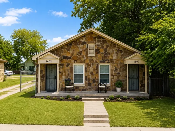 1605 E Hattie St, Fort Worth, TX 76104