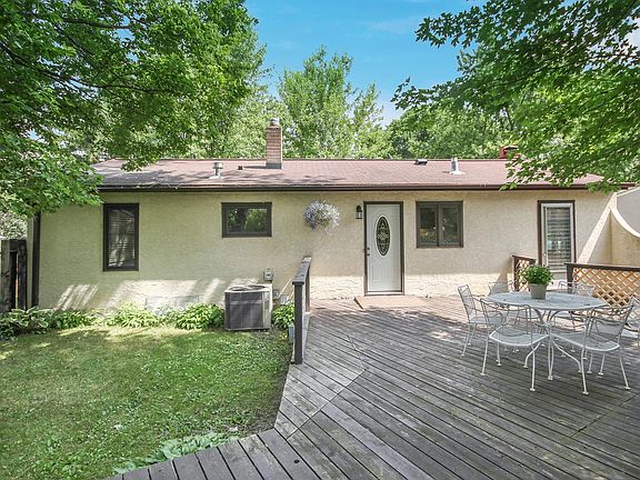 4th image of 2456 Gisella Blvd