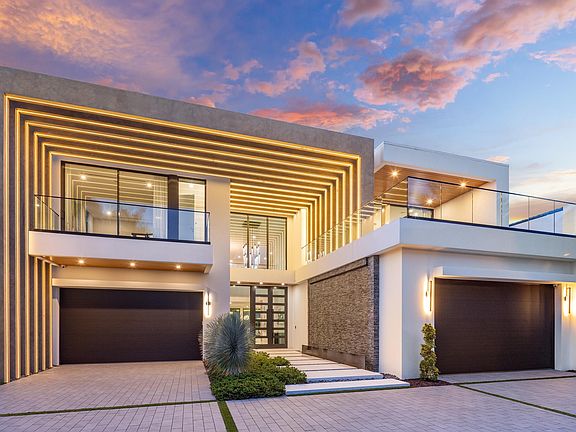 3rd image of 217 Thatch Palm Drive