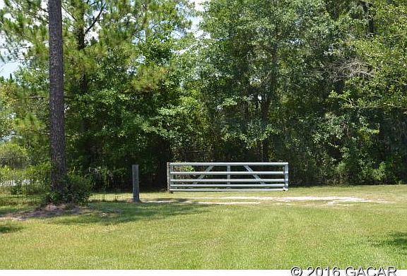 5th image of 3011 NE County Road 234