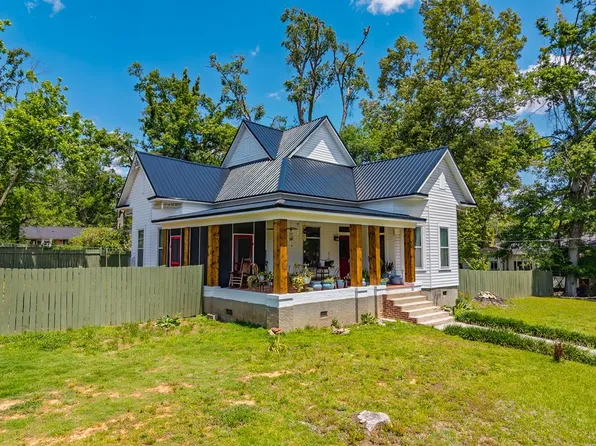 108 Lafayette St, Water Valley, MS 38965