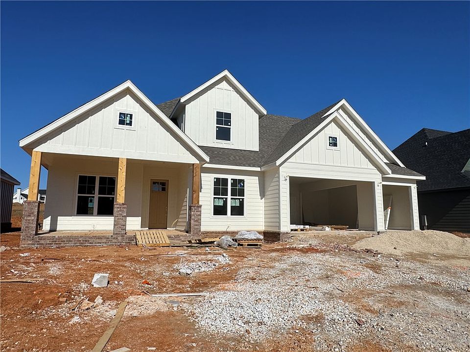 1st image of 2712 Eris Ave