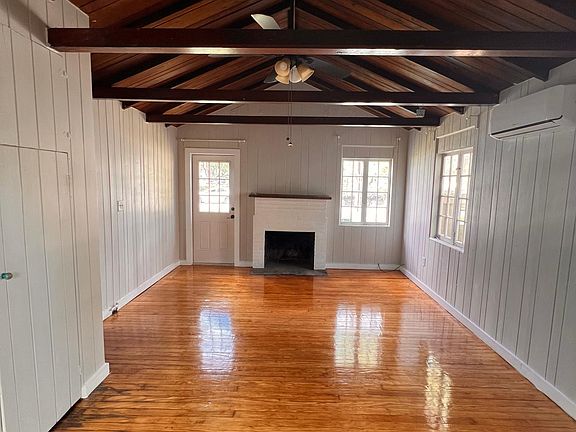 5th image of 505 Margaret Ct APT 1
