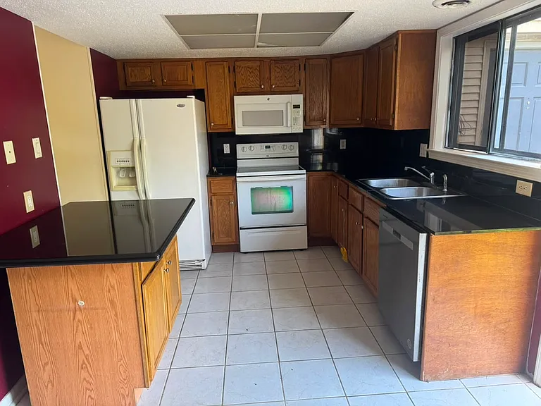 2979 Kin Cv — Photo 3