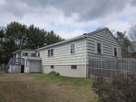 3rd image of 54 Massapoag Ave