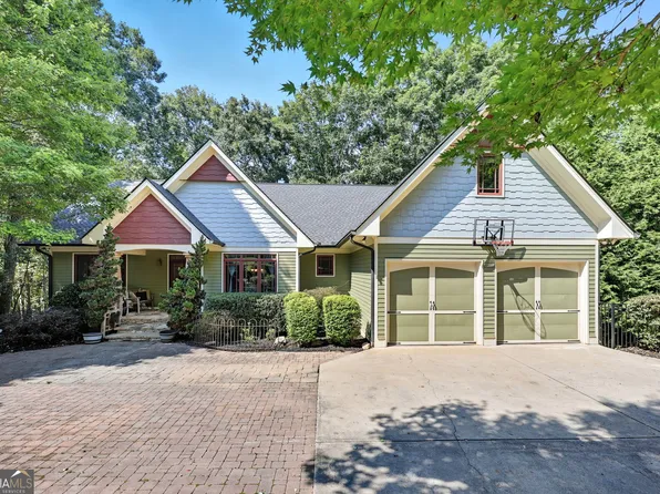 2641 Bridgewater Cir, Gainesville, GA 30506