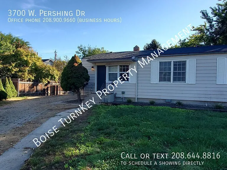 3700 W Pershing Dr — Photo 2