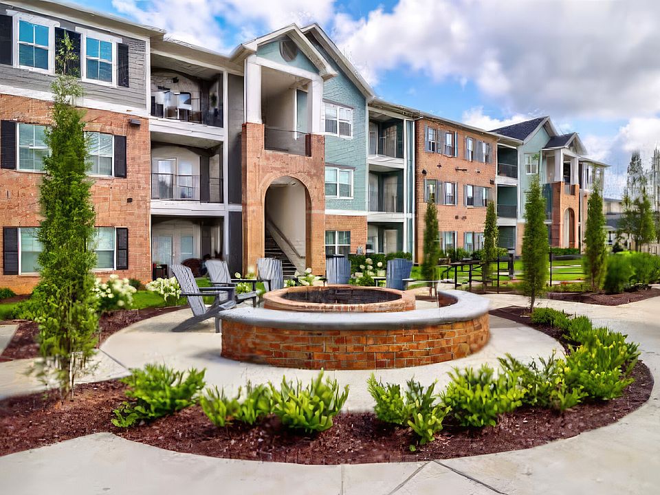 1st image of 100 Township Blvd #1011