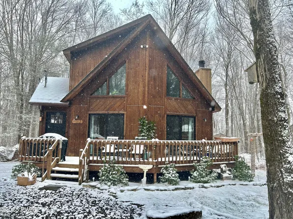 10 Vista Ct, Lake Ariel, PA 18436