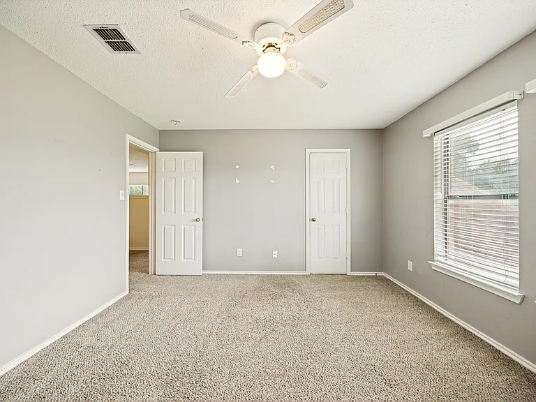 12010 Peachtree Ln — Photo 24