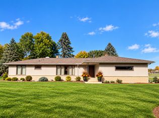 1951 Skillman Ave W, Roseville, MN 55113