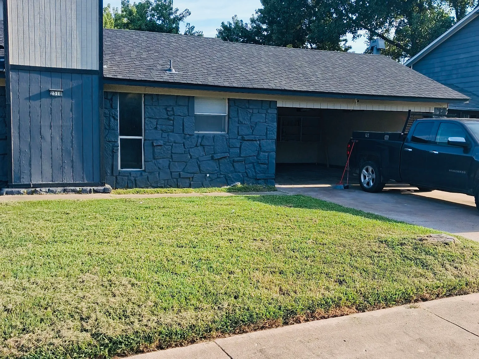 2 bed, 1200 sqft, $1,600 — Photo 2
