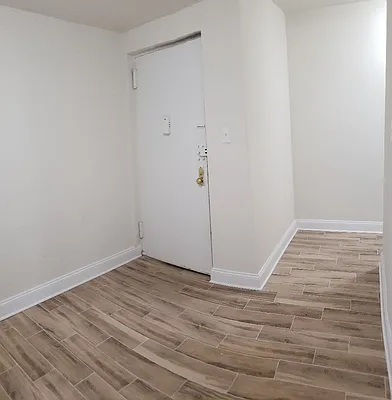 Rented by Smart NY Realty LLC | media 8