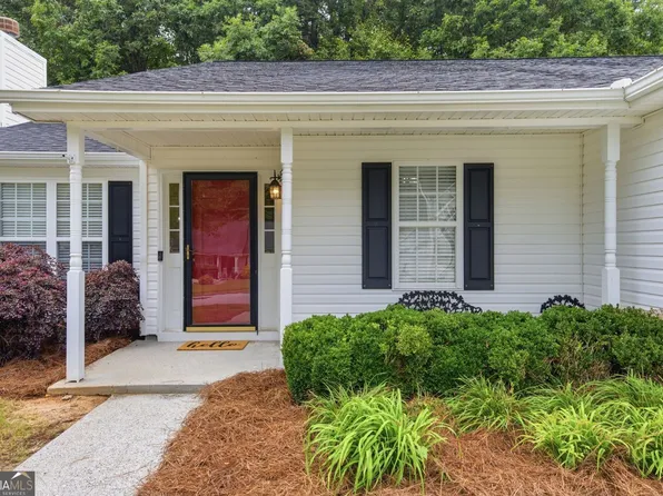 1784 Fort Shawnee Trce, Dacula, GA 30019