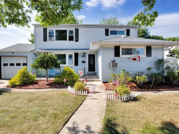 1839 Fairhaven Road, East Meadow, NY 11554