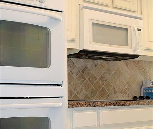 5th image of 2624 Marta Dr