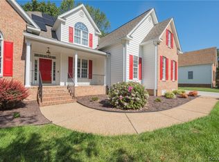 11842 Club Ridge Dr, Chester, VA 23836