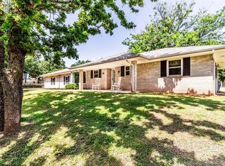 10201 Bayland Dr, Norman, OK 73026