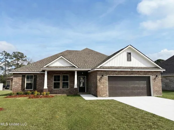 10069 Patrick Dr, Gulfport, MS 39503