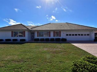 1710 Wolf Laurel Dr, Sun City Center, FL 33573