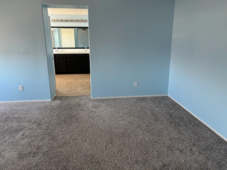 8623 Bridgeport Ave — Photo 20