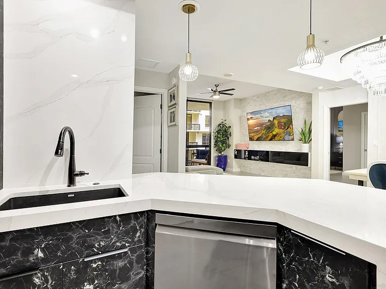 801 S Olive Ave #1018 — Photo 9