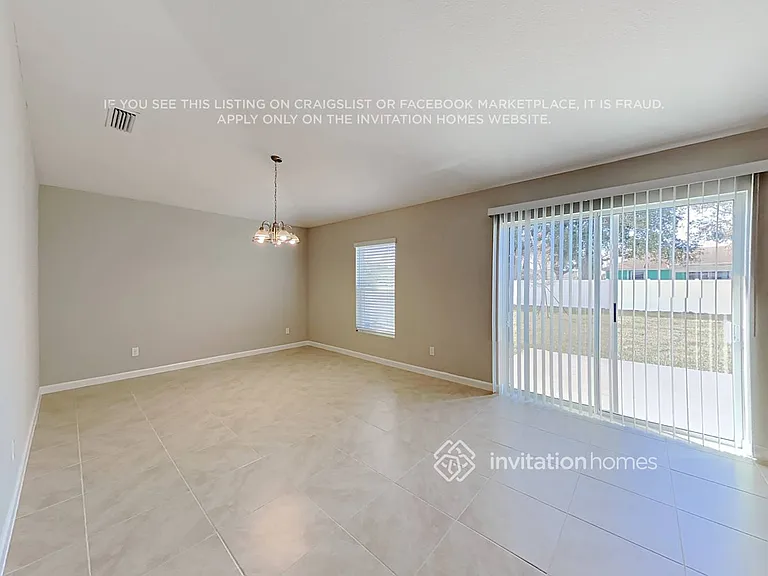 150 SW Milburn Cir — Photo 4
