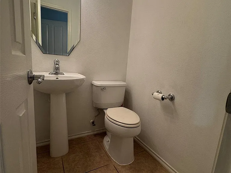 13600 Breton Ridge St #36C — Photo 14