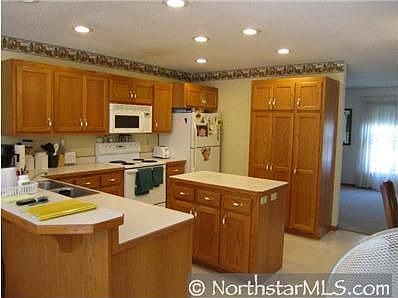 3rd image of 2092 1st St N