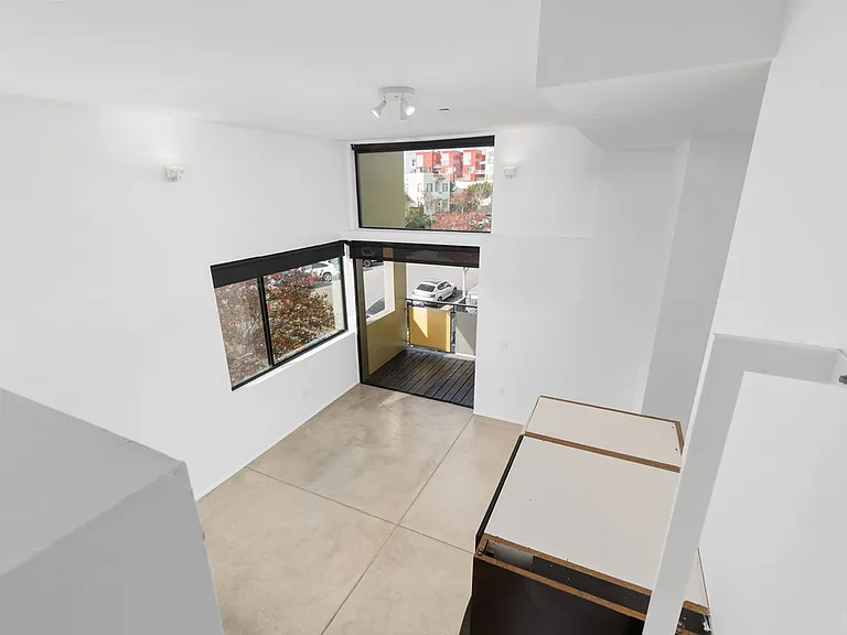 Centre Street Lofts — Photo 14