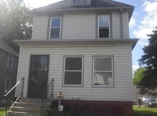 2114 Racine St, Racine, WI 53403