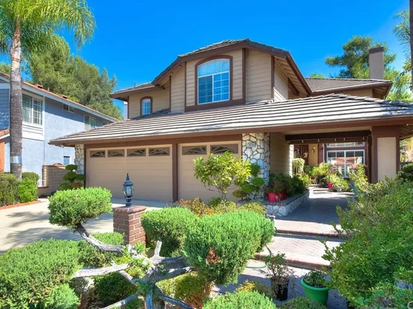 13909 Ravenwood Dr, Chino Hills, CA 91709