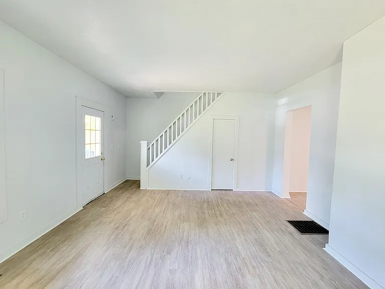 2905 Old Troy Pike #2905 — Photo 1