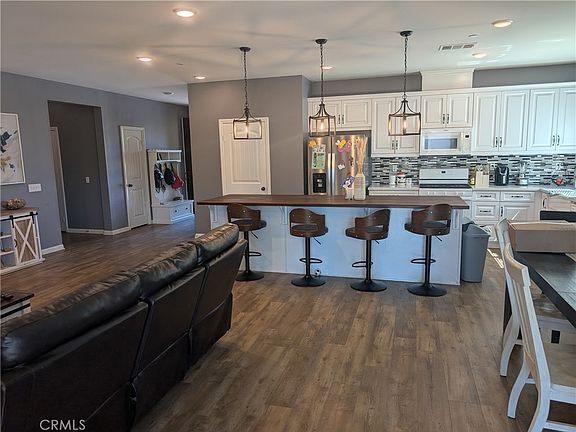 5th image of 26439 Redoak St