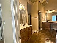 5th image of 17022 River Birch Ave
