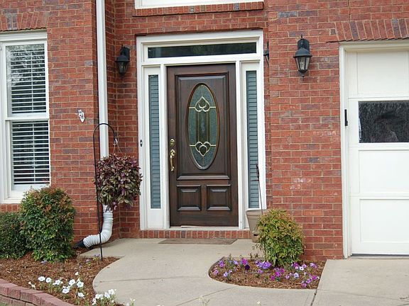 Brick Front-Built 2000