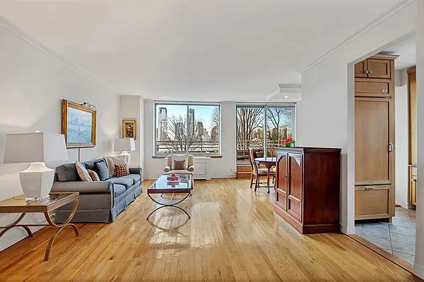 Sold by Compass | media 16